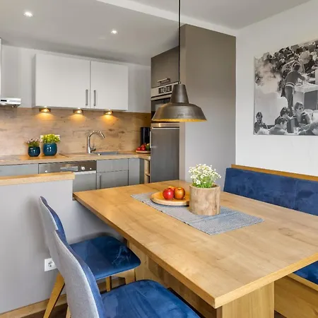 Mucha Berghaus Apartment